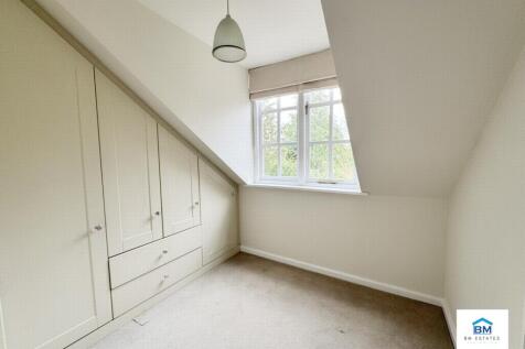 Walk in wardrobe