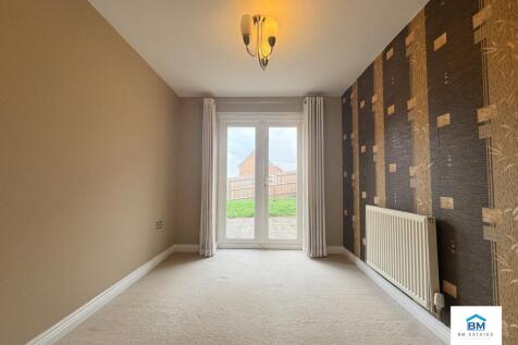 Room to rear