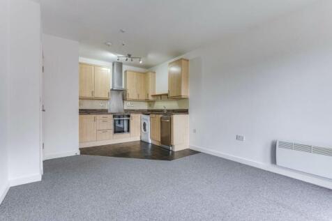 80 Goodes Court-9