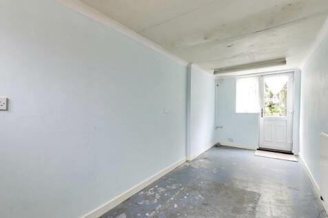 Garage/Storage