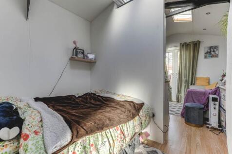 Annex bedroom