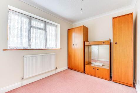 159 The Causeway- Be