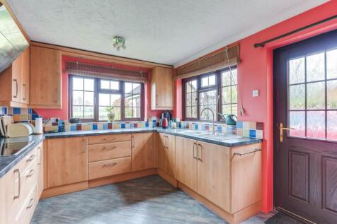 Kitchen (2)