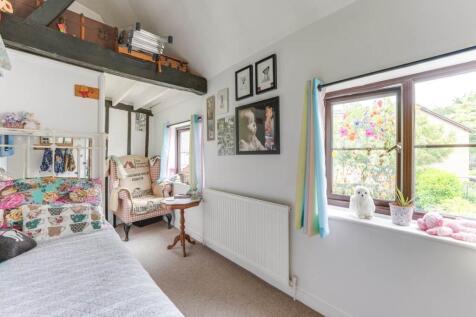 Bedroom 3 (2)