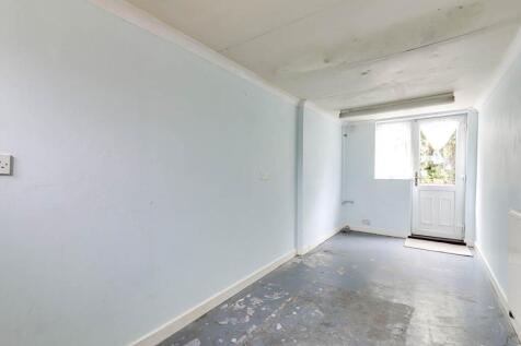 Garage/Storage