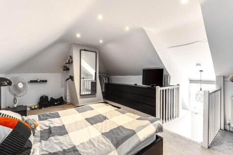 Bedroom 2 (2)