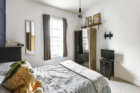 Bedroom 1 (3)