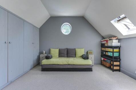 Bedroom 2 (2)