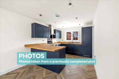 Kitchen / Dining