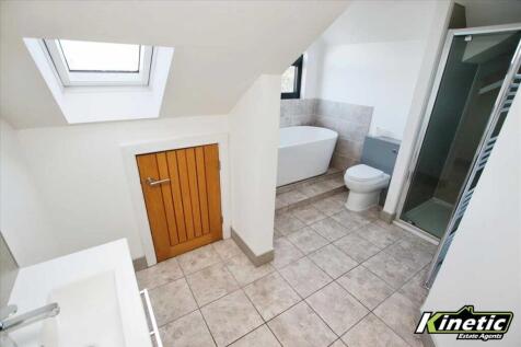 Top floor Ensuite