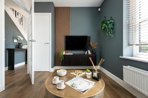 Separate family room, study or play room
