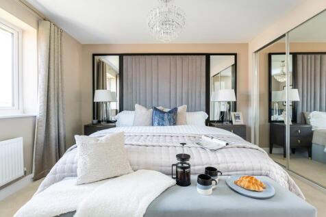 Additional en suite bedroom, perfect for when friends and family come to stay