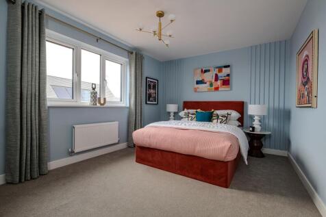 A second double bedroom means you don&#39;t need to compromise on space