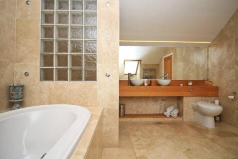 Bedroom One Ensuite