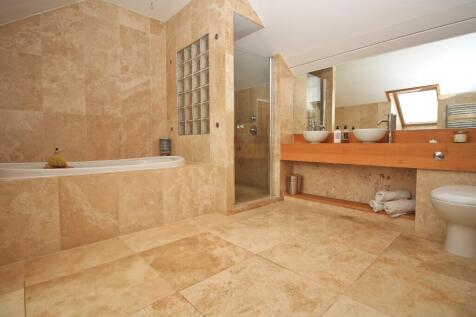Bedroom One Ensuite
