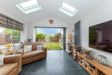 Bifold To Garden
