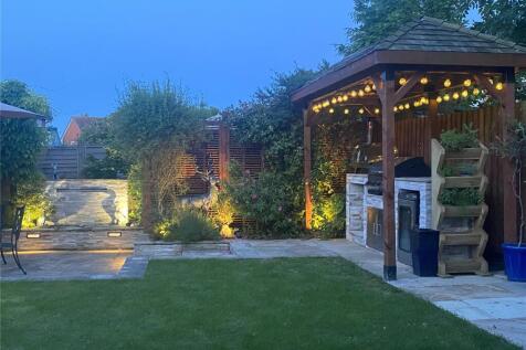 Garden (Night)