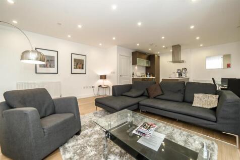 5. living room.jpg