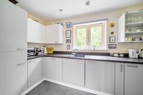 Kitchen with built-in appliances