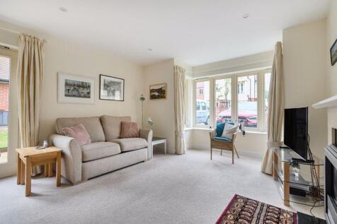Living/dining room
