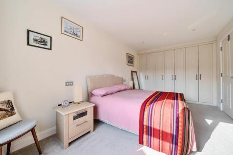 Double bedroom with fitted wardrobes