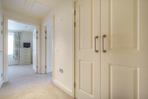 Hallway storage