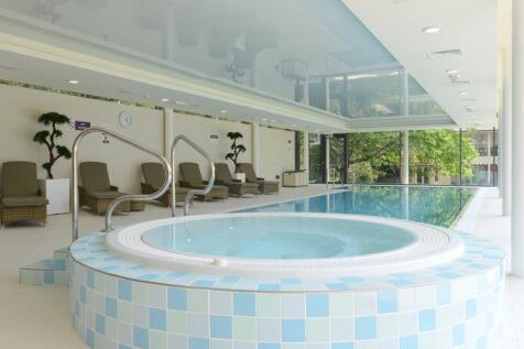 Whirlpool spa