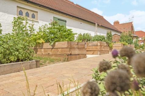Vegetable garden