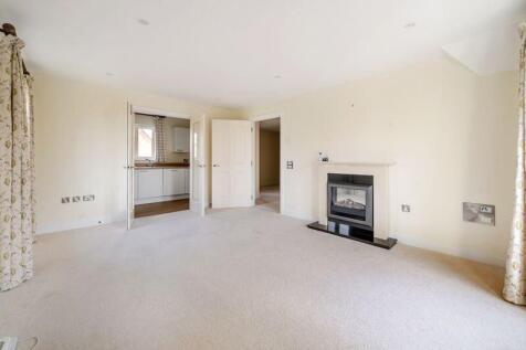 Living/dining room through to kitchen