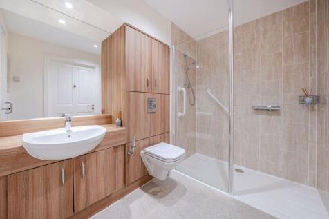 Shower room with storage