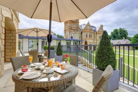 Terrace seating outside bistro