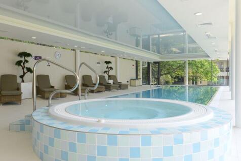 Whirlpool spa