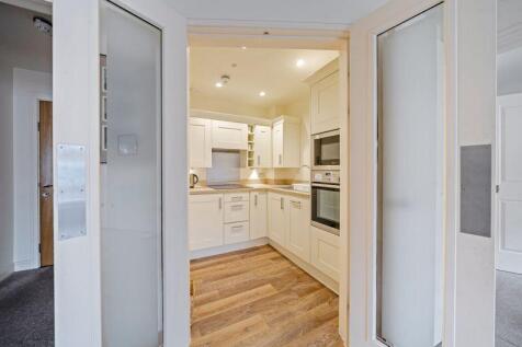 Entrance to kitchen from lounge