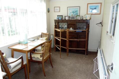 DINING/SUN ROOM