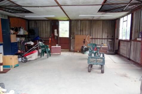 GARAGE/WORKSHOP