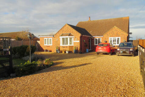 FRONT &amp; DRIVEWAY