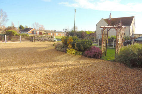 FRONT &amp; DRIVEWAY