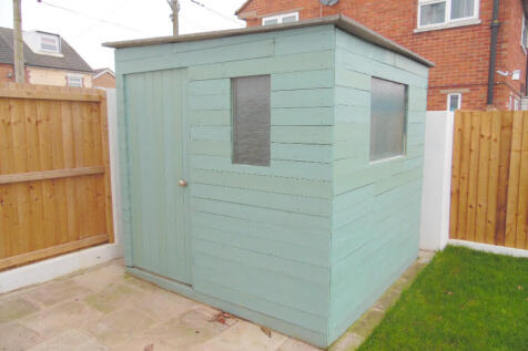 GARDEN SHED