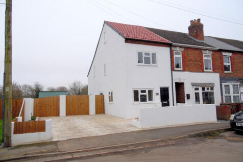 FRONT &amp; DRIVEWAY