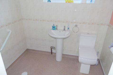WETROOM SHOWER ROOM