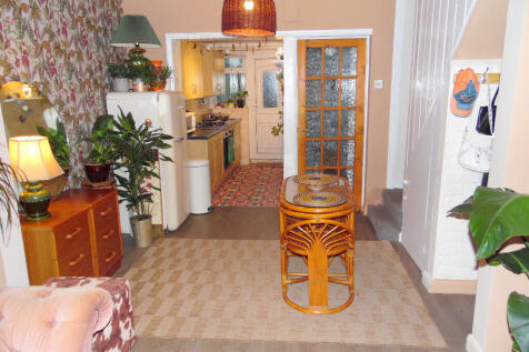 LOUNGE/DINER