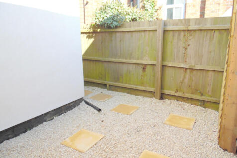 REAR COURTYARD