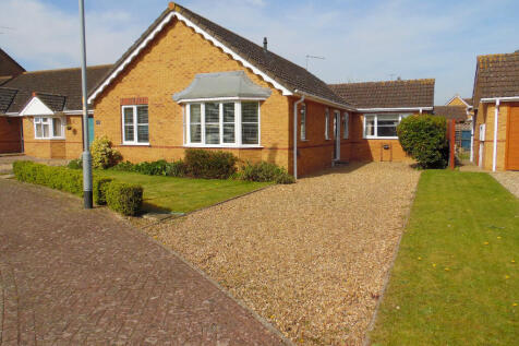 FRONT &amp; DRIVEWAY