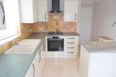 KITCHEN/BREAKFAST RM