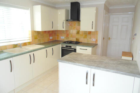 KITCHEN/BREAKFAST RM