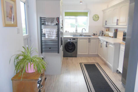 KITCHEN &amp; DINING