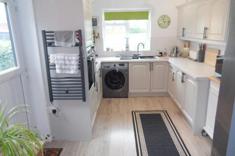 KITCHEN &amp; DINING