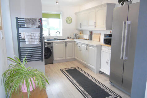 KITCHEN &amp; DINING