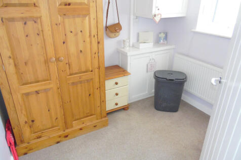 BEDROOM 4/STUDY