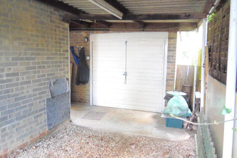 GARAGE &amp; CARPORT